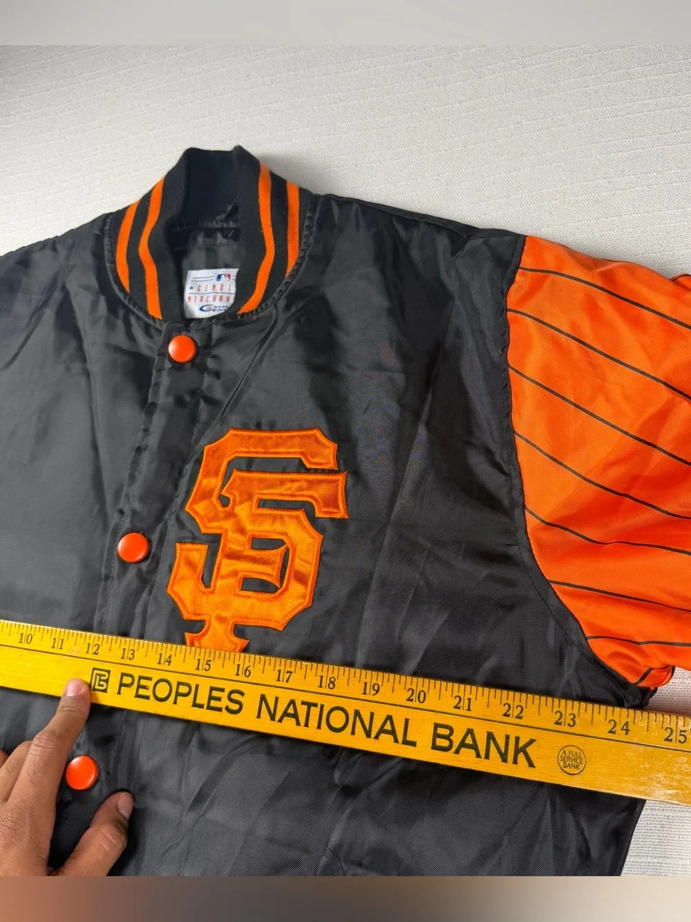 Vintage San Francisco Giants MLB G-III Satin Pinstripe Bomber Jacket Mens M